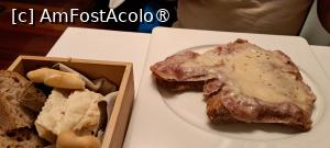 [P48] Ristorante Parlor, cotoletta alla bolognese » foto by irinad
 - 
<span class="allrVoted glyphicon glyphicon-heart hidden" id="av1520220"></span>
<a class="m-l-10 hidden" id="sv1520220" onclick="voting_Foto_DelVot(,1520220,24890)" role="button">șterge vot <span class="glyphicon glyphicon-remove"></span></a>
<a id="v91520220" class=" c-red"  onclick="voting_Foto_SetVot(1520220)" role="button"><span class="glyphicon glyphicon-heart-empty"></span> <b>LIKE</b> = Votează poza</a> <img class="hidden"  id="f1520220W9" src="/imagini/loader.gif" border="0" /><span class="AjErrMes hidden" id="e1520220ErM"></span>