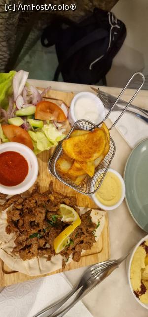 [P16] Babakish - Restaurant Libanais et oriental » foto by adso
 - 
<span class="allrVoted glyphicon glyphicon-heart hidden" id="av1528409"></span>
<a class="m-l-10 hidden" id="sv1528409" onclick="voting_Foto_DelVot(,1528409,24941)" role="button">șterge vot <span class="glyphicon glyphicon-remove"></span></a>
<a id="v91528409" class=" c-red"  onclick="voting_Foto_SetVot(1528409)" role="button"><span class="glyphicon glyphicon-heart-empty"></span> <b>LIKE</b> = Votează poza</a> <img class="hidden"  id="f1528409W9" src="/imagini/loader.gif" border="0" /><span class="AjErrMes hidden" id="e1528409ErM"></span>