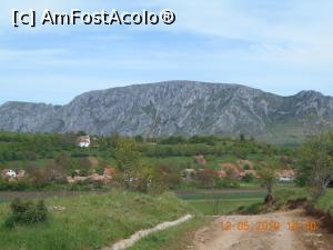 [P02] Piatra Secuiului văzută de pe drumul spre cetate » foto by zlatna
 - 
<span class="allrVoted glyphicon glyphicon-heart hidden" id="av1159986"></span>
<a class="m-l-10 hidden" id="sv1159986" onclick="voting_Foto_DelVot(,1159986,24963)" role="button">șterge vot <span class="glyphicon glyphicon-remove"></span></a>
<a id="v91159986" class=" c-red"  onclick="voting_Foto_SetVot(1159986)" role="button"><span class="glyphicon glyphicon-heart-empty"></span> <b>LIKE</b> = Votează poza</a> <img class="hidden"  id="f1159986W9" src="/imagini/loader.gif" border="0" /><span class="AjErrMes hidden" id="e1159986ErM"></span>