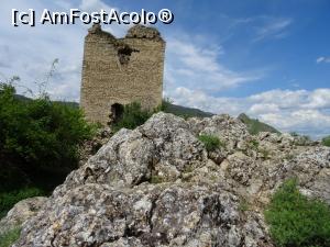 [P18] În interiorul cetății Colțești.  » foto by tata123 🔱
 - 
<span class="allrVoted glyphicon glyphicon-heart hidden" id="av1084546"></span>
<a class="m-l-10 hidden" id="sv1084546" onclick="voting_Foto_DelVot(,1084546,24963)" role="button">șterge vot <span class="glyphicon glyphicon-remove"></span></a>
<a id="v91084546" class=" c-red"  onclick="voting_Foto_SetVot(1084546)" role="button"><span class="glyphicon glyphicon-heart-empty"></span> <b>LIKE</b> = Votează poza</a> <img class="hidden"  id="f1084546W9" src="/imagini/loader.gif" border="0" /><span class="AjErrMes hidden" id="e1084546ErM"></span>