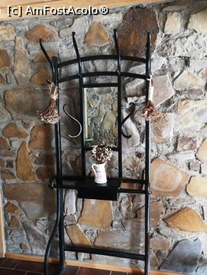 [P14] Cuierul de la intrare » foto by DOINITA
 - 
<span class="allrVoted glyphicon glyphicon-heart hidden" id="av1061499"></span>
<a class="m-l-10 hidden" id="sv1061499" onclick="voting_Foto_DelVot(,1061499,24994)" role="button">șterge vot <span class="glyphicon glyphicon-remove"></span></a>
<a id="v91061499" class=" c-red"  onclick="voting_Foto_SetVot(1061499)" role="button"><span class="glyphicon glyphicon-heart-empty"></span> <b>LIKE</b> = Votează poza</a> <img class="hidden"  id="f1061499W9" src="/imagini/loader.gif" border="0" /><span class="AjErrMes hidden" id="e1061499ErM"></span>