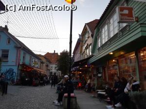 [P26] Strada Culorilor din Stavanger » foto by alinaro
 - 
<span class="allrVoted glyphicon glyphicon-heart hidden" id="av1062481"></span>
<a class="m-l-10 hidden" id="sv1062481" onclick="voting_Foto_DelVot(,1062481,25009)" role="button">șterge vot <span class="glyphicon glyphicon-remove"></span></a>
<a id="v91062481" class=" c-red"  onclick="voting_Foto_SetVot(1062481)" role="button"><span class="glyphicon glyphicon-heart-empty"></span> <b>LIKE</b> = Votează poza</a> <img class="hidden"  id="f1062481W9" src="/imagini/loader.gif" border="0" /><span class="AjErrMes hidden" id="e1062481ErM"></span>