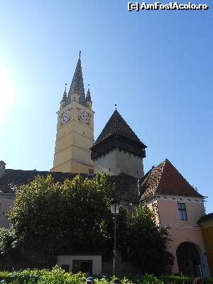 [P11] Castelul privit din exterior » foto by sed
 - 
<span class="allrVoted glyphicon glyphicon-heart hidden" id="av661447"></span>
<a class="m-l-10 hidden" id="sv661447" onclick="voting_Foto_DelVot(,661447,25046)" role="button">șterge vot <span class="glyphicon glyphicon-remove"></span></a>
<a id="v9661447" class=" c-red"  onclick="voting_Foto_SetVot(661447)" role="button"><span class="glyphicon glyphicon-heart-empty"></span> <b>LIKE</b> = Votează poza</a> <img class="hidden"  id="f661447W9" src="/imagini/loader.gif" border="0" /><span class="AjErrMes hidden" id="e661447ErM"></span>