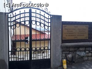 [P01] Guest House Genchevi, o casă nou renovată, înghesuită printre alte case, dar amplasată central în Veliko Târnovo.  » foto by Aurici
 - 
<span class="allrVoted glyphicon glyphicon-heart hidden" id="av1066311"></span>
<a class="m-l-10 hidden" id="sv1066311" onclick="voting_Foto_DelVot(,1066311,25059)" role="button">șterge vot <span class="glyphicon glyphicon-remove"></span></a>
<a id="v91066311" class=" c-red"  onclick="voting_Foto_SetVot(1066311)" role="button"><span class="glyphicon glyphicon-heart-empty"></span> <b>LIKE</b> = Votează poza</a> <img class="hidden"  id="f1066311W9" src="/imagini/loader.gif" border="0" /><span class="AjErrMes hidden" id="e1066311ErM"></span>