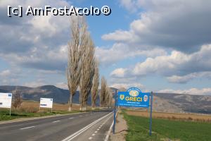 [P01] Greci, jud. Tulcea, La intrarea în comună musafirii sunt întâmpinați cu „BINE AȚI VENIT” » foto by mprofeanu
 - 
<span class="allrVoted glyphicon glyphicon-heart hidden" id="av1221899"></span>
<a class="m-l-10 hidden" id="sv1221899" onclick="voting_Foto_DelVot(,1221899,25125)" role="button">șterge vot <span class="glyphicon glyphicon-remove"></span></a>
<a id="v91221899" class=" c-red"  onclick="voting_Foto_SetVot(1221899)" role="button"><span class="glyphicon glyphicon-heart-empty"></span> <b>LIKE</b> = Votează poza</a> <img class="hidden"  id="f1221899W9" src="/imagini/loader.gif" border="0" /><span class="AjErrMes hidden" id="e1221899ErM"></span>