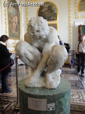 [P13] In Cabinetul italian, sculptura, Baiat ghemuit”, atribuita de curand cu certitudine lui Michelangelo, este singura lucrare a artistului, din colectia muzeului.  » foto by geani anto
 - 
<span class="allrVoted glyphicon glyphicon-heart hidden" id="av1137058"></span>
<a class="m-l-10 hidden" id="sv1137058" onclick="voting_Foto_DelVot(,1137058,25186)" role="button">șterge vot <span class="glyphicon glyphicon-remove"></span></a>
<a id="v91137058" class=" c-red"  onclick="voting_Foto_SetVot(1137058)" role="button"><span class="glyphicon glyphicon-heart-empty"></span> <b>LIKE</b> = Votează poza</a> <img class="hidden"  id="f1137058W9" src="/imagini/loader.gif" border="0" /><span class="AjErrMes hidden" id="e1137058ErM"></span>