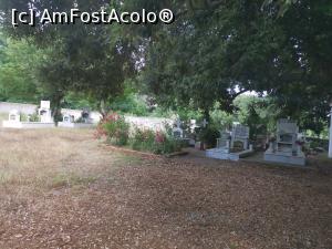 [P41] Biserica și micuțul cimitir din Therma, foarte aproape de casa Akamatis.  » foto by Aurici
 - 
<span class="allrVoted glyphicon glyphicon-heart hidden" id="av1084042"></span>
<a class="m-l-10 hidden" id="sv1084042" onclick="voting_Foto_DelVot(,1084042,25342)" role="button">șterge vot <span class="glyphicon glyphicon-remove"></span></a>
<a id="v91084042" class=" c-red"  onclick="voting_Foto_SetVot(1084042)" role="button"><span class="glyphicon glyphicon-heart-empty"></span> <b>LIKE</b> = Votează poza</a> <img class="hidden"  id="f1084042W9" src="/imagini/loader.gif" border="0" /><span class="AjErrMes hidden" id="e1084042ErM"></span>