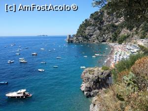 [P14] O privire spre plaja Il Fornillo, Positano.  » foto by maryka
 - 
<span class="allrVoted glyphicon glyphicon-heart hidden" id="av1087179"></span>
<a class="m-l-10 hidden" id="sv1087179" onclick="voting_Foto_DelVot(,1087179,25401)" role="button">șterge vot <span class="glyphicon glyphicon-remove"></span></a>
<a id="v91087179" class=" c-red"  onclick="voting_Foto_SetVot(1087179)" role="button"><span class="glyphicon glyphicon-heart-empty"></span> <b>LIKE</b> = Votează poza</a> <img class="hidden"  id="f1087179W9" src="/imagini/loader.gif" border="0" /><span class="AjErrMes hidden" id="e1087179ErM"></span>