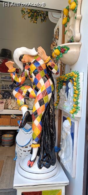 [P24] Ceramică de Positano. » foto by tata123 🔱
 - 
<span class="allrVoted glyphicon glyphicon-heart hidden" id="av1529348"></span>
<a class="m-l-10 hidden" id="sv1529348" onclick="voting_Foto_DelVot(,1529348,25401)" role="button">șterge vot <span class="glyphicon glyphicon-remove"></span></a>
<a id="v91529348" class=" c-red"  onclick="voting_Foto_SetVot(1529348)" role="button"><span class="glyphicon glyphicon-heart-empty"></span> <b>LIKE</b> = Votează poza</a> <img class="hidden"  id="f1529348W9" src="/imagini/loader.gif" border="0" /><span class="AjErrMes hidden" id="e1529348ErM"></span>