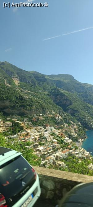 [P05] Vedem Positano din autobuz. » foto by tata123 🔱
 - 
<span class="allrVoted glyphicon glyphicon-heart hidden" id="av1529329"></span>
<a class="m-l-10 hidden" id="sv1529329" onclick="voting_Foto_DelVot(,1529329,25401)" role="button">șterge vot <span class="glyphicon glyphicon-remove"></span></a>
<a id="v91529329" class=" c-red"  onclick="voting_Foto_SetVot(1529329)" role="button"><span class="glyphicon glyphicon-heart-empty"></span> <b>LIKE</b> = Votează poza</a> <img class="hidden"  id="f1529329W9" src="/imagini/loader.gif" border="0" /><span class="AjErrMes hidden" id="e1529329ErM"></span>