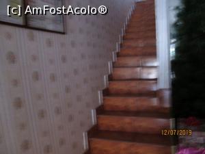 [P06] Infinitatea de trepte ale scării înguste și abrupte la urcare. În dreapta se zărește bradul de Crăciun. Pe bune!  » foto by Zoazore
 - 
<span class="allrVoted glyphicon glyphicon-heart hidden" id="av1087899"></span>
<a class="m-l-10 hidden" id="sv1087899" onclick="voting_Foto_DelVot(,1087899,25409)" role="button">șterge vot <span class="glyphicon glyphicon-remove"></span></a>
<a id="v91087899" class=" c-red"  onclick="voting_Foto_SetVot(1087899)" role="button"><span class="glyphicon glyphicon-heart-empty"></span> <b>LIKE</b> = Votează poza</a> <img class="hidden"  id="f1087899W9" src="/imagini/loader.gif" border="0" /><span class="AjErrMes hidden" id="e1087899ErM"></span>