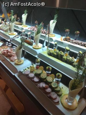 [P30] masa cu aperitive » foto by elee
 - 
<span class="allrVoted glyphicon glyphicon-heart hidden" id="av1098899"></span>
<a class="m-l-10 hidden" id="sv1098899" onclick="voting_Foto_DelVot(,1098899,25526)" role="button">șterge vot <span class="glyphicon glyphicon-remove"></span></a>
<a id="v91098899" class=" c-red"  onclick="voting_Foto_SetVot(1098899)" role="button"><span class="glyphicon glyphicon-heart-empty"></span> <b>LIKE</b> = Votează poza</a> <img class="hidden"  id="f1098899W9" src="/imagini/loader.gif" border="0" /><span class="AjErrMes hidden" id="e1098899ErM"></span>