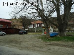 [P16] Turnul de apă și fosta școală - Baziaș.  » foto by tata123 🔱
 - 
<span class="allrVoted glyphicon glyphicon-heart hidden" id="av1063986"></span>
<a class="m-l-10 hidden" id="sv1063986" onclick="voting_Foto_DelVot(,1063986,25666)" role="button">șterge vot <span class="glyphicon glyphicon-remove"></span></a>
<a id="v91063986" class=" c-red"  onclick="voting_Foto_SetVot(1063986)" role="button"><span class="glyphicon glyphicon-heart-empty"></span> <b>LIKE</b> = Votează poza</a> <img class="hidden"  id="f1063986W9" src="/imagini/loader.gif" border="0" /><span class="AjErrMes hidden" id="e1063986ErM"></span>