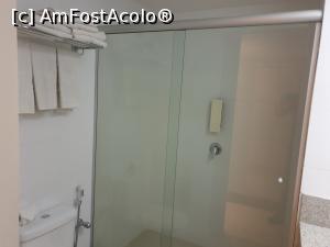 [P10] cabina de duș » foto by robert
 - 
<span class="allrVoted glyphicon glyphicon-heart hidden" id="av1110397"></span>
<a class="m-l-10 hidden" id="sv1110397" onclick="voting_Foto_DelVot(,1110397,25729)" role="button">șterge vot <span class="glyphicon glyphicon-remove"></span></a>
<a id="v91110397" class=" c-red"  onclick="voting_Foto_SetVot(1110397)" role="button"><span class="glyphicon glyphicon-heart-empty"></span> <b>LIKE</b> = Votează poza</a> <img class="hidden"  id="f1110397W9" src="/imagini/loader.gif" border="0" /><span class="AjErrMes hidden" id="e1110397ErM"></span>