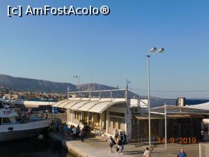 [P45] Clădirea portului din Chios » foto by irinad
 - 
<span class="allrVoted glyphicon glyphicon-heart hidden" id="av1122776"></span>
<a class="m-l-10 hidden" id="sv1122776" onclick="voting_Foto_DelVot(,1122776,25741)" role="button">șterge vot <span class="glyphicon glyphicon-remove"></span></a>
<a id="v91122776" class=" c-red"  onclick="voting_Foto_SetVot(1122776)" role="button"><span class="glyphicon glyphicon-heart-empty"></span> <b>LIKE</b> = Votează poza</a> <img class="hidden"  id="f1122776W9" src="/imagini/loader.gif" border="0" /><span class="AjErrMes hidden" id="e1122776ErM"></span>
