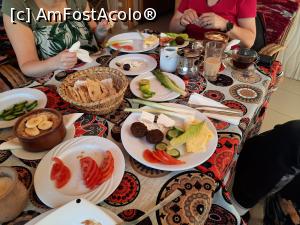 [P01] mic dejun traditional, cu produse locale, proaspete si gustoase » foto by roth
 - 
<span class="allrVoted glyphicon glyphicon-heart hidden" id="av1222780"></span>
<a class="m-l-10 hidden" id="sv1222780" onclick="voting_Foto_DelVot(,1222780,25858)" role="button">șterge vot <span class="glyphicon glyphicon-remove"></span></a>
<a id="v91222780" class=" c-red"  onclick="voting_Foto_SetVot(1222780)" role="button"><span class="glyphicon glyphicon-heart-empty"></span> <b>LIKE</b> = Votează poza</a> <img class="hidden"  id="f1222780W9" src="/imagini/loader.gif" border="0" /><span class="AjErrMes hidden" id="e1222780ErM"></span>