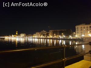 [P07] Tot faleza din Bari, care este foarte lunga.  » foto by rora
 - 
<span class="allrVoted glyphicon glyphicon-heart hidden" id="av1120500"></span>
<a class="m-l-10 hidden" id="sv1120500" onclick="voting_Foto_DelVot(,1120500,25861)" role="button">șterge vot <span class="glyphicon glyphicon-remove"></span></a>
<a id="v91120500" class=" c-red"  onclick="voting_Foto_SetVot(1120500)" role="button"><span class="glyphicon glyphicon-heart-empty"></span> <b>LIKE</b> = Votează poza</a> <img class="hidden"  id="f1120500W9" src="/imagini/loader.gif" border="0" /><span class="AjErrMes hidden" id="e1120500ErM"></span>