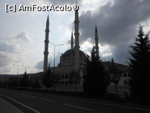 [P30] Nevșehir - » foto by iulianic
 - 
<span class="allrVoted glyphicon glyphicon-heart hidden" id="av1121986"></span>
<a class="m-l-10 hidden" id="sv1121986" onclick="voting_Foto_DelVot(,1121986,25870)" role="button">șterge vot <span class="glyphicon glyphicon-remove"></span></a>
<a id="v91121986" class=" c-red"  onclick="voting_Foto_SetVot(1121986)" role="button"><span class="glyphicon glyphicon-heart-empty"></span> <b>LIKE</b> = Votează poza</a> <img class="hidden"  id="f1121986W9" src="/imagini/loader.gif" border="0" /><span class="AjErrMes hidden" id="e1121986ErM"></span>