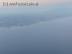 [P07] Cu avionul spre Creta - tot mai aproape » foto by nicole33
 - 
<span class="allrVoted glyphicon glyphicon-heart hidden" id="av1361186"></span>
<a class="m-l-10 hidden" id="sv1361186" onclick="voting_Foto_DelVot(,1361186,25921)" role="button">șterge vot <span class="glyphicon glyphicon-remove"></span></a>
<a id="v91361186" class=" c-red"  onclick="voting_Foto_SetVot(1361186)" role="button"><span class="glyphicon glyphicon-heart-empty"></span> <b>LIKE</b> = Votează poza</a> <img class="hidden"  id="f1361186W9" src="/imagini/loader.gif" border="0" /><span class="AjErrMes hidden" id="e1361186ErM"></span>