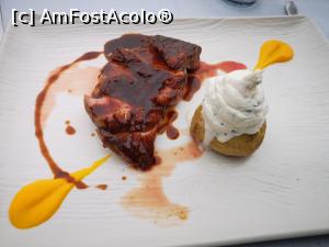 [P40] Ristorante Venus, Orta San Giulio; piept de rață, cartof și cremă de brânză » foto by crismis
 - 
<span class="allrVoted glyphicon glyphicon-heart hidden" id="av1274818"></span>
<a class="m-l-10 hidden" id="sv1274818" onclick="voting_Foto_DelVot(,1274818,25935)" role="button">șterge vot <span class="glyphicon glyphicon-remove"></span></a>
<a id="v91274818" class=" c-red"  onclick="voting_Foto_SetVot(1274818)" role="button"><span class="glyphicon glyphicon-heart-empty"></span> <b>LIKE</b> = Votează poza</a> <img class="hidden"  id="f1274818W9" src="/imagini/loader.gif" border="0" /><span class="AjErrMes hidden" id="e1274818ErM"></span>
