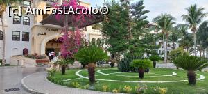 [P13] <strong>Fanar Hotel & Residences - parculetul din fata receptiei</strong> » foto by elenaadina
 - 
<span class="allrVoted glyphicon glyphicon-heart hidden" id="av1373537"></span>
<a class="m-l-10 hidden" id="sv1373537" onclick="voting_Foto_DelVot(,1373537,25939)" role="button">șterge vot <span class="glyphicon glyphicon-remove"></span></a>
<a id="v91373537" class=" c-red"  onclick="voting_Foto_SetVot(1373537)" role="button"><span class="glyphicon glyphicon-heart-empty"></span> <b>LIKE</b> = Votează poza</a> <img class="hidden"  id="f1373537W9" src="/imagini/loader.gif" border="0" /><span class="AjErrMes hidden" id="e1373537ErM"></span>