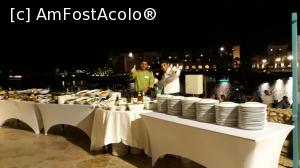 [P46] Intr-o seara hotelul Fanar, Rotana si Juweira au servit masa in centrul Havana;  super ambianta! » foto by nela b
 - 
<span class="allrVoted glyphicon glyphicon-heart hidden" id="av1128649"></span>
<a class="m-l-10 hidden" id="sv1128649" onclick="voting_Foto_DelVot(,1128649,25939)" role="button">șterge vot <span class="glyphicon glyphicon-remove"></span></a>
<a id="v91128649" class=" c-red"  onclick="voting_Foto_SetVot(1128649)" role="button"><span class="glyphicon glyphicon-heart-empty"></span> <b>LIKE</b> = Votează poza</a> <img class="hidden"  id="f1128649W9" src="/imagini/loader.gif" border="0" /><span class="AjErrMes hidden" id="e1128649ErM"></span>