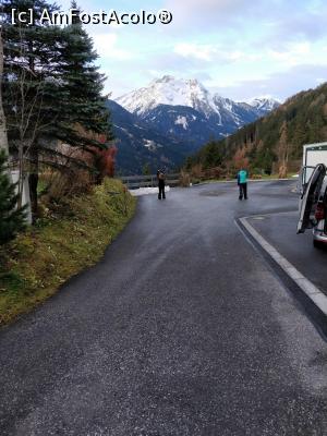 [P02] Villa Silvia, Mayrhofen, Tirol, Austria, vedere din parcarea vilei » foto by Dana2008
 - 
<span class="allrVoted glyphicon glyphicon-heart hidden" id="av1129151"></span>
<a class="m-l-10 hidden" id="sv1129151" onclick="voting_Foto_DelVot(,1129151,25950)" role="button">șterge vot <span class="glyphicon glyphicon-remove"></span></a>
<a id="v91129151" class=" c-red"  onclick="voting_Foto_SetVot(1129151)" role="button"><span class="glyphicon glyphicon-heart-empty"></span> <b>LIKE</b> = Votează poza</a> <img class="hidden"  id="f1129151W9" src="/imagini/loader.gif" border="0" /><span class="AjErrMes hidden" id="e1129151ErM"></span>