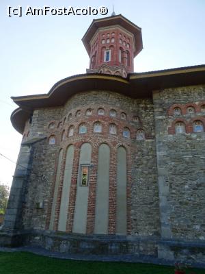 [P07] Elemente arhitecturale la Biserica Precista scoase la iveală în perioada interbelică după transformarea din secolul al XIX-lea.  » foto by tata123 🔱
 - 
<span class="allrVoted glyphicon glyphicon-heart hidden" id="av1130033"></span>
<a class="m-l-10 hidden" id="sv1130033" onclick="voting_Foto_DelVot(,1130033,25971)" role="button">șterge vot <span class="glyphicon glyphicon-remove"></span></a>
<a id="v91130033" class=" c-red"  onclick="voting_Foto_SetVot(1130033)" role="button"><span class="glyphicon glyphicon-heart-empty"></span> <b>LIKE</b> = Votează poza</a> <img class="hidden"  id="f1130033W9" src="/imagini/loader.gif" border="0" /><span class="AjErrMes hidden" id="e1130033ErM"></span>