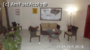 [P05] Hotel Dimitria, Leptokaria. Zona de la recepție » foto by ungureanica
 - 
<span class="allrVoted glyphicon glyphicon-heart hidden" id="av1131529"></span>
<a class="m-l-10 hidden" id="sv1131529" onclick="voting_Foto_DelVot(,1131529,25983)" role="button">șterge vot <span class="glyphicon glyphicon-remove"></span></a>
<a id="v91131529" class=" c-red"  onclick="voting_Foto_SetVot(1131529)" role="button"><span class="glyphicon glyphicon-heart-empty"></span> <b>LIKE</b> = Votează poza</a> <img class="hidden"  id="f1131529W9" src="/imagini/loader.gif" border="0" /><span class="AjErrMes hidden" id="e1131529ErM"></span>