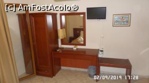 [P07] Hotel Dimitria, Leptokaria. Camera 103 » foto by ungureanica
 - 
<span class="allrVoted glyphicon glyphicon-heart hidden" id="av1131531"></span>
<a class="m-l-10 hidden" id="sv1131531" onclick="voting_Foto_DelVot(,1131531,25983)" role="button">șterge vot <span class="glyphicon glyphicon-remove"></span></a>
<a id="v91131531" class=" c-red"  onclick="voting_Foto_SetVot(1131531)" role="button"><span class="glyphicon glyphicon-heart-empty"></span> <b>LIKE</b> = Votează poza</a> <img class="hidden"  id="f1131531W9" src="/imagini/loader.gif" border="0" /><span class="AjErrMes hidden" id="e1131531ErM"></span>