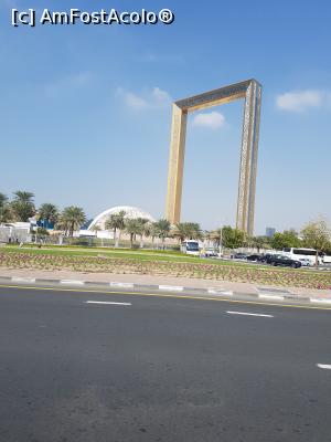 [P18] Dubai Frame din Parcul Zabeel-poarta dintre vechi si nou.  » foto by rora
 - 
<span class="allrVoted glyphicon glyphicon-heart hidden" id="av1139132"></span>
<a class="m-l-10 hidden" id="sv1139132" onclick="voting_Foto_DelVot(,1139132,26064)" role="button">șterge vot <span class="glyphicon glyphicon-remove"></span></a>
<a id="v91139132" class=" c-red"  onclick="voting_Foto_SetVot(1139132)" role="button"><span class="glyphicon glyphicon-heart-empty"></span> <b>LIKE</b> = Votează poza</a> <img class="hidden"  id="f1139132W9" src="/imagini/loader.gif" border="0" /><span class="AjErrMes hidden" id="e1139132ErM"></span>