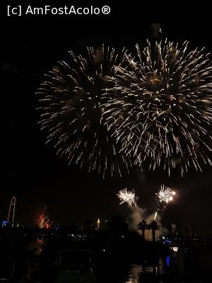 [P07] Frumosul foc de artificii de la hotelul Park Hyatt Dubai, la care am asistat.  » foto by rora
 - 
<span class="allrVoted glyphicon glyphicon-heart hidden" id="av1138999"></span>
<a class="m-l-10 hidden" id="sv1138999" onclick="voting_Foto_DelVot(,1138999,26064)" role="button">șterge vot <span class="glyphicon glyphicon-remove"></span></a>
<a id="v91138999" class=" c-red"  onclick="voting_Foto_SetVot(1138999)" role="button"><span class="glyphicon glyphicon-heart-empty"></span> <b>LIKE</b> = Votează poza</a> <img class="hidden"  id="f1138999W9" src="/imagini/loader.gif" border="0" /><span class="AjErrMes hidden" id="e1138999ErM"></span>