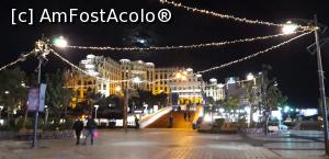 [P07] aceeasi zona, o alta poza, un alt moment al plimbarii de seara.  » foto by roth
 - 
<span class="allrVoted glyphicon glyphicon-heart hidden" id="av1143495"></span>
<a class="m-l-10 hidden" id="sv1143495" onclick="voting_Foto_DelVot(,1143495,26082)" role="button">șterge vot <span class="glyphicon glyphicon-remove"></span></a>
<a id="v91143495" class=" c-red"  onclick="voting_Foto_SetVot(1143495)" role="button"><span class="glyphicon glyphicon-heart-empty"></span> <b>LIKE</b> = Votează poza</a> <img class="hidden"  id="f1143495W9" src="/imagini/loader.gif" border="0" /><span class="AjErrMes hidden" id="e1143495ErM"></span>