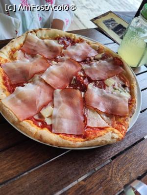 [P13] Pizzeria Casa Veche » foto by crismis
 - 
<span class="allrVoted glyphicon glyphicon-heart hidden" id="av1393683"></span>
<a class="m-l-10 hidden" id="sv1393683" onclick="voting_Foto_DelVot(,1393683,26240)" role="button">șterge vot <span class="glyphicon glyphicon-remove"></span></a>
<a id="v91393683" class=" c-red"  onclick="voting_Foto_SetVot(1393683)" role="button"><span class="glyphicon glyphicon-heart-empty"></span> <b>LIKE</b> = Votează poza</a> <img class="hidden"  id="f1393683W9" src="/imagini/loader.gif" border="0" /><span class="AjErrMes hidden" id="e1393683ErM"></span>