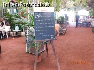 [P08] Meniul zilei pe panou în interiorul El Cordero » foto by irinad
 - 
<span class="allrVoted glyphicon glyphicon-heart hidden" id="av1347890"></span>
<a class="m-l-10 hidden" id="sv1347890" onclick="voting_Foto_DelVot(,1347890,26247)" role="button">șterge vot <span class="glyphicon glyphicon-remove"></span></a>
<a id="v91347890" class=" c-red"  onclick="voting_Foto_SetVot(1347890)" role="button"><span class="glyphicon glyphicon-heart-empty"></span> <b>LIKE</b> = Votează poza</a> <img class="hidden"  id="f1347890W9" src="/imagini/loader.gif" border="0" /><span class="AjErrMes hidden" id="e1347890ErM"></span>