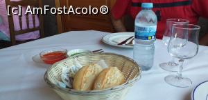 [P30] Restaurante La Laja, la masă » foto by irinad
 - 
<span class="allrVoted glyphicon glyphicon-heart hidden" id="av1351060"></span>
<a class="m-l-10 hidden" id="sv1351060" onclick="voting_Foto_DelVot(,1351060,26247)" role="button">șterge vot <span class="glyphicon glyphicon-remove"></span></a>
<a id="v91351060" class=" c-red"  onclick="voting_Foto_SetVot(1351060)" role="button"><span class="glyphicon glyphicon-heart-empty"></span> <b>LIKE</b> = Votează poza</a> <img class="hidden"  id="f1351060W9" src="/imagini/loader.gif" border="0" /><span class="AjErrMes hidden" id="e1351060ErM"></span>