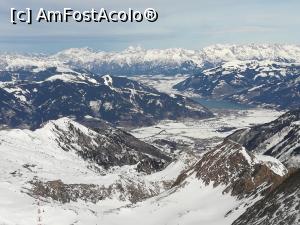 [P13] Vedere de pe platforma aflată pe latura nordică. Se vede lacul Zell-am-See și vârfuri ceva mai mici, până in 3.000 m » foto by Mika
 - 
<span class="allrVoted glyphicon glyphicon-heart hidden" id="av1155847"></span>
<a class="m-l-10 hidden" id="sv1155847" onclick="voting_Foto_DelVot(,1155847,26259)" role="button">șterge vot <span class="glyphicon glyphicon-remove"></span></a>
<a id="v91155847" class=" c-red"  onclick="voting_Foto_SetVot(1155847)" role="button"><span class="glyphicon glyphicon-heart-empty"></span> <b>LIKE</b> = Votează poza</a> <img class="hidden"  id="f1155847W9" src="/imagini/loader.gif" border="0" /><span class="AjErrMes hidden" id="e1155847ErM"></span>