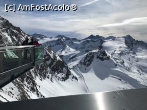 [P03] Pe platforma de pe latura sudică a Kitzsteinhorn-ului, cu panoramă spre vârfuri de peste 3.000 m » foto by Mika
 - 
<span class="allrVoted glyphicon glyphicon-heart hidden" id="av1155837"></span>
<a class="m-l-10 hidden" id="sv1155837" onclick="voting_Foto_DelVot(,1155837,26259)" role="button">șterge vot <span class="glyphicon glyphicon-remove"></span></a>
<a id="v91155837" class=" c-red"  onclick="voting_Foto_SetVot(1155837)" role="button"><span class="glyphicon glyphicon-heart-empty"></span> <b>LIKE</b> = Votează poza</a> <img class="hidden"  id="f1155837W9" src="/imagini/loader.gif" border="0" /><span class="AjErrMes hidden" id="e1155837ErM"></span>