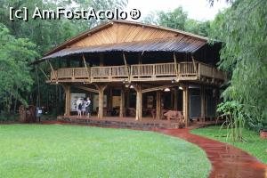[P27] Puerto Iguazu, Complex Turistic Aripuca, Centru de Interpretare o clădire cu etaj construită din bambus, ne apropiem de ea...  » foto by mprofeanu
 - 
<span class="allrVoted glyphicon glyphicon-heart hidden" id="av1156814"></span>
<a class="m-l-10 hidden" id="sv1156814" onclick="voting_Foto_DelVot(,1156814,26268)" role="button">șterge vot <span class="glyphicon glyphicon-remove"></span></a>
<a id="v91156814" class=" c-red"  onclick="voting_Foto_SetVot(1156814)" role="button"><span class="glyphicon glyphicon-heart-empty"></span> <b>LIKE</b> = Votează poza</a> <img class="hidden"  id="f1156814W9" src="/imagini/loader.gif" border="0" /><span class="AjErrMes hidden" id="e1156814ErM"></span>