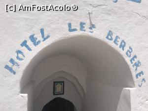 [P10] Hotel Les Berberes - intrarea » foto by nicole33
 - 
<span class="allrVoted glyphicon glyphicon-heart hidden" id="av1162324"></span>
<a class="m-l-10 hidden" id="sv1162324" onclick="voting_Foto_DelVot(,1162324,26311)" role="button">șterge vot <span class="glyphicon glyphicon-remove"></span></a>
<a id="v91162324" class=" c-red"  onclick="voting_Foto_SetVot(1162324)" role="button"><span class="glyphicon glyphicon-heart-empty"></span> <b>LIKE</b> = Votează poza</a> <img class="hidden"  id="f1162324W9" src="/imagini/loader.gif" border="0" /><span class="AjErrMes hidden" id="e1162324ErM"></span>