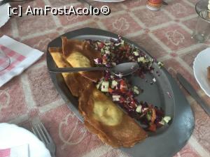 [P15] Restaurant Les Berberes - brik şi salată » foto by nicole33
 - 
<span class="allrVoted glyphicon glyphicon-heart hidden" id="av1162329"></span>
<a class="m-l-10 hidden" id="sv1162329" onclick="voting_Foto_DelVot(,1162329,26311)" role="button">șterge vot <span class="glyphicon glyphicon-remove"></span></a>
<a id="v91162329" class=" c-red"  onclick="voting_Foto_SetVot(1162329)" role="button"><span class="glyphicon glyphicon-heart-empty"></span> <b>LIKE</b> = Votează poza</a> <img class="hidden"  id="f1162329W9" src="/imagini/loader.gif" border="0" /><span class="AjErrMes hidden" id="e1162329ErM"></span>