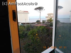 [P20] De la fereastra de pe hol, către grădina de lăm&acirc;i şi portocali » foto by irinad
 - 
<span class="allrVoted glyphicon glyphicon-heart hidden" id="av1166891"></span>
<a class="m-l-10 hidden" id="sv1166891" onclick="voting_Foto_DelVot(,1166891,26342)" role="button">șterge vot <span class="glyphicon glyphicon-remove"></span></a>
<a id="v91166891" class=" c-red"  onclick="voting_Foto_SetVot(1166891)" role="button"><span class="glyphicon glyphicon-heart-empty"></span> <b>LIKE</b> = Votează poza</a> <img class="hidden"  id="f1166891W9" src="/imagini/loader.gif" border="0" /><span class="AjErrMes hidden" id="e1166891ErM"></span>