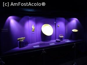 [P01] Muzeul Național de Istorie a României - Tezaur Istoric - Cloșca cu puii de aur. » foto by tata123 🔱
 - 
<span class="allrVoted glyphicon glyphicon-heart hidden" id="av1167534"></span>
<a class="m-l-10 hidden" id="sv1167534" onclick="voting_Foto_DelVot(,1167534,26347)" role="button">șterge vot <span class="glyphicon glyphicon-remove"></span></a>
<a id="v91167534" class=" c-red"  onclick="voting_Foto_SetVot(1167534)" role="button"><span class="glyphicon glyphicon-heart-empty"></span> <b>LIKE</b> = Votează poza</a> <img class="hidden"  id="f1167534W9" src="/imagini/loader.gif" border="0" /><span class="AjErrMes hidden" id="e1167534ErM"></span>
