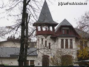 [P13] Foișor în stil elvețian a Vilei Gănescu » foto by tata123 🔱
 - 
<span class="allrVoted glyphicon glyphicon-heart hidden" id="av578303"></span>
<a class="m-l-10 hidden" id="sv578303" onclick="voting_Foto_DelVot(,578303,26422)" role="button">șterge vot <span class="glyphicon glyphicon-remove"></span></a>
<a id="v9578303" class=" c-red"  onclick="voting_Foto_SetVot(578303)" role="button"><span class="glyphicon glyphicon-heart-empty"></span> <b>LIKE</b> = Votează poza</a> <img class="hidden"  id="f578303W9" src="/imagini/loader.gif" border="0" /><span class="AjErrMes hidden" id="e578303ErM"></span>