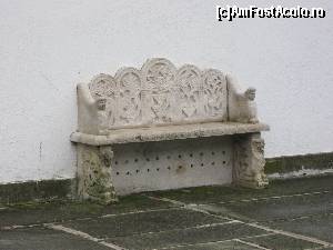 [P27] O superbă bancă din piatră în curtea Palatului Elisabeta » foto by tata123 🔱
 - 
<span class="allrVoted glyphicon glyphicon-heart hidden" id="av578326"></span>
<a class="m-l-10 hidden" id="sv578326" onclick="voting_Foto_DelVot(,578326,26422)" role="button">șterge vot <span class="glyphicon glyphicon-remove"></span></a>
<a id="v9578326" class=" c-red"  onclick="voting_Foto_SetVot(578326)" role="button"><span class="glyphicon glyphicon-heart-empty"></span> <b>LIKE</b> = Votează poza</a> <img class="hidden"  id="f578326W9" src="/imagini/loader.gif" border="0" /><span class="AjErrMes hidden" id="e578326ErM"></span>