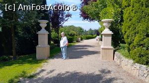 [P29] Alee cu turist și stâlpi de piatră » foto by Mitica49
 - 
<span class="allrVoted glyphicon glyphicon-heart hidden" id="av1491576"></span>
<a class="m-l-10 hidden" id="sv1491576" onclick="voting_Foto_DelVot(,1491576,26461)" role="button">șterge vot <span class="glyphicon glyphicon-remove"></span></a>
<a id="v91491576" class=" c-red"  onclick="voting_Foto_SetVot(1491576)" role="button"><span class="glyphicon glyphicon-heart-empty"></span> <b>LIKE</b> = Votează poza</a> <img class="hidden"  id="f1491576W9" src="/imagini/loader.gif" border="0" /><span class="AjErrMes hidden" id="e1491576ErM"></span>