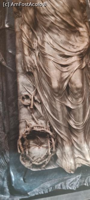 [P14] Detaliu sculptură - din ilustrată. » foto by tata123 🔱
 - 
<span class="allrVoted glyphicon glyphicon-heart hidden" id="av1528528"></span>
<a class="m-l-10 hidden" id="sv1528528" onclick="voting_Foto_DelVot(,1528528,26555)" role="button">șterge vot <span class="glyphicon glyphicon-remove"></span></a>
<a id="v91528528" class=" c-red"  onclick="voting_Foto_SetVot(1528528)" role="button"><span class="glyphicon glyphicon-heart-empty"></span> <b>LIKE</b> = Votează poza</a> <img class="hidden"  id="f1528528W9" src="/imagini/loader.gif" border="0" /><span class="AjErrMes hidden" id="e1528528ErM"></span>
