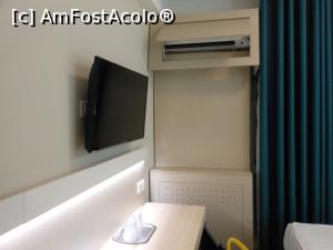 [P16] Ibis Style Hotel Dunărea - Galați. Dotări în cameră. » foto by iulianic
 - 
<span class="allrVoted glyphicon glyphicon-heart hidden" id="av1188668"></span>
<a class="m-l-10 hidden" id="sv1188668" onclick="voting_Foto_DelVot(,1188668,26561)" role="button">șterge vot <span class="glyphicon glyphicon-remove"></span></a>
<a id="v91188668" class=" c-red"  onclick="voting_Foto_SetVot(1188668)" role="button"><span class="glyphicon glyphicon-heart-empty"></span> <b>LIKE</b> = Votează poza</a> <img class="hidden"  id="f1188668W9" src="/imagini/loader.gif" border="0" /><span class="AjErrMes hidden" id="e1188668ErM"></span>