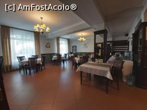 [P21] De prin restaurant » foto by diana2015
 - 
<span class="allrVoted glyphicon glyphicon-heart hidden" id="av1191750"></span>
<a class="m-l-10 hidden" id="sv1191750" onclick="voting_Foto_DelVot(,1191750,26588)" role="button">șterge vot <span class="glyphicon glyphicon-remove"></span></a>
<a id="v91191750" class=" c-red"  onclick="voting_Foto_SetVot(1191750)" role="button"><span class="glyphicon glyphicon-heart-empty"></span> <b>LIKE</b> = Votează poza</a> <img class="hidden"  id="f1191750W9" src="/imagini/loader.gif" border="0" /><span class="AjErrMes hidden" id="e1191750ErM"></span>