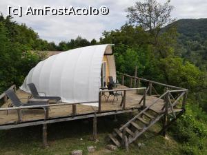 [P22]  -- <small>// FĂRĂ DESCRIERE</small> » foto by robert <span class="label label-default labelC_thin small">NEVOTABILĂ</span>